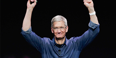 Por el buen ao, Apple premi a Tim Cook con un gran aumento