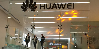 Como Apple, Huawei inaugura su primera tienda en Mxico