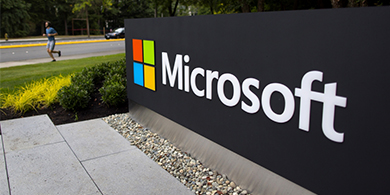 China vuelve a allanar oficinas de Microsoft