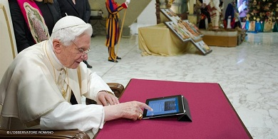 El Papa quiere una web con la extensin .catholic