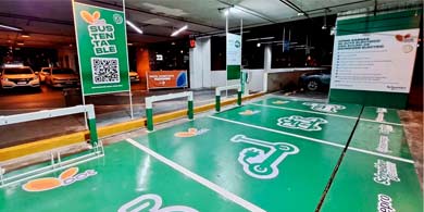 Schneider Electric instal cargadores para autos elctricos en centros comerciales de Argentina