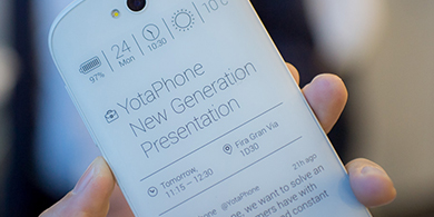 Llega YotaPhone 2, el smartphone ruso de dos pantallas